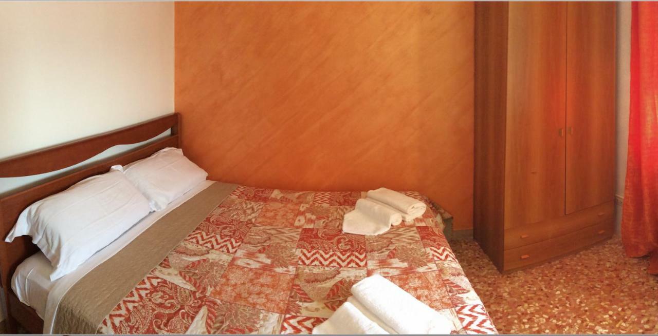 Chowdhury House Unit 2 Местре Екстер'єр фото